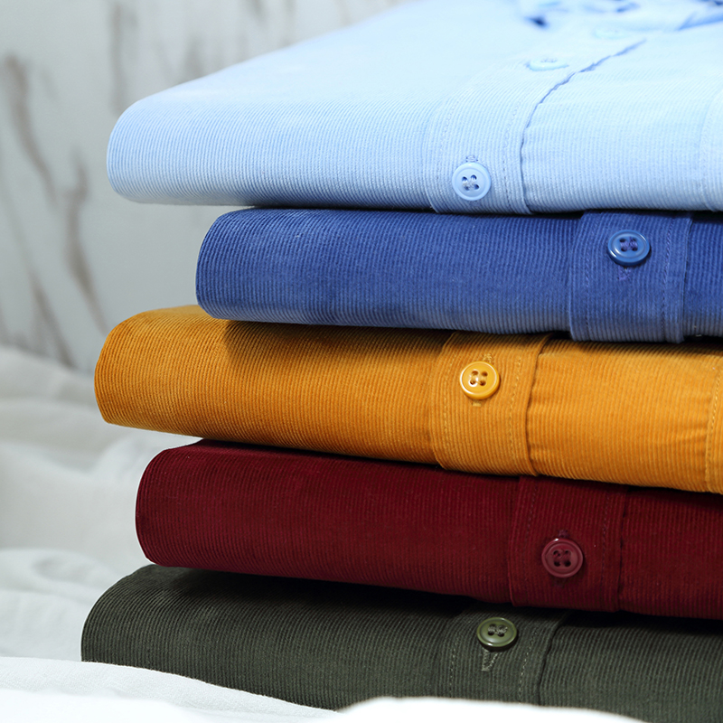 Herbst Winter Männer Langarm Regular Fit Business Solid Cord Baumwolle Freizeit hemd für Herren Büro hemden mit Tasche