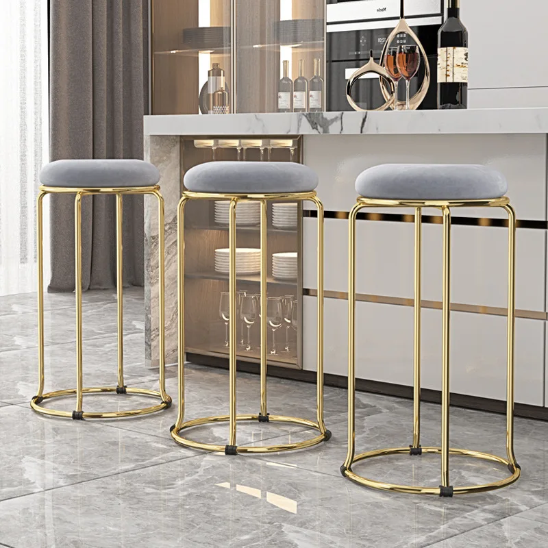 Cadeira de bar luxuosa, empilhável, móveis dobráveis, economizadores de espaço, estrutura dourada, almofada macia, confortável, relaxante, cadeiras altas