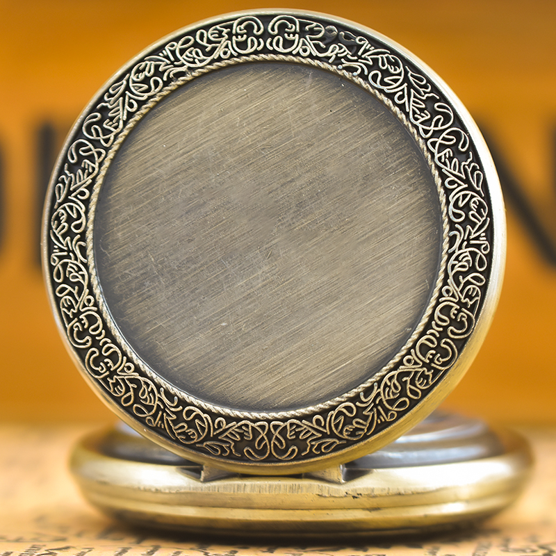 Vintage Bronze Creative Texture Fashion Accessory Fine Chain Quartz Pocket Watch Unisex Student Gift