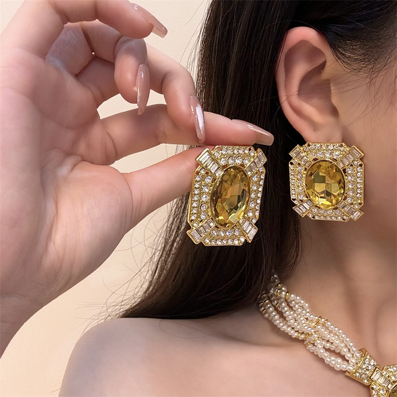 Colliers carrés avec pendentif en perles et strass, industrie lourde occidentale, Style Court, Niche de tempérament, chaînes de clavicule, ensembles de bijoux