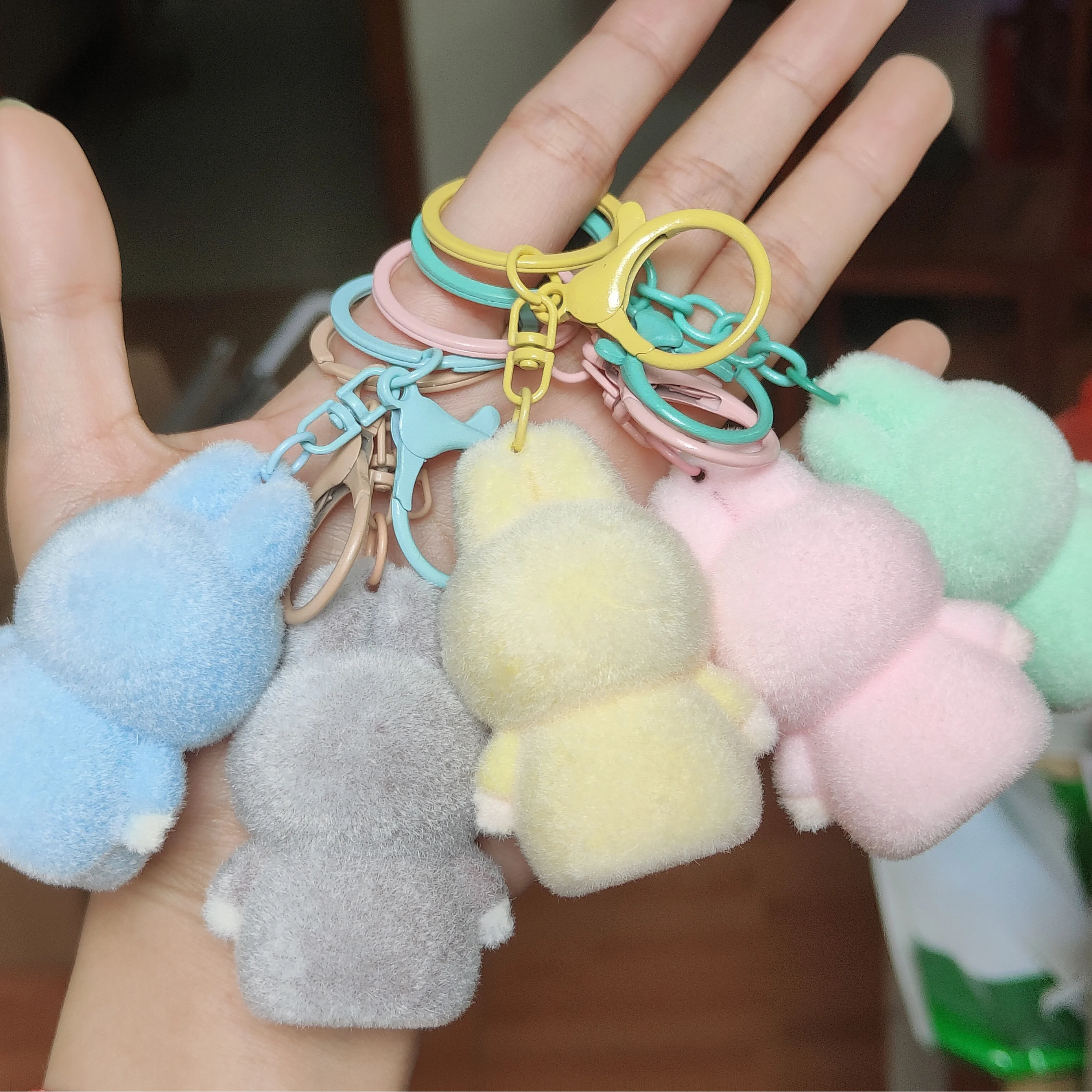 1PC portachiavi bambola di peluche giocattolo in PVC accessori per telefono ciondolo borsa fascino portachiavi per auto portachiavi bambola carina colori caramelle colorate