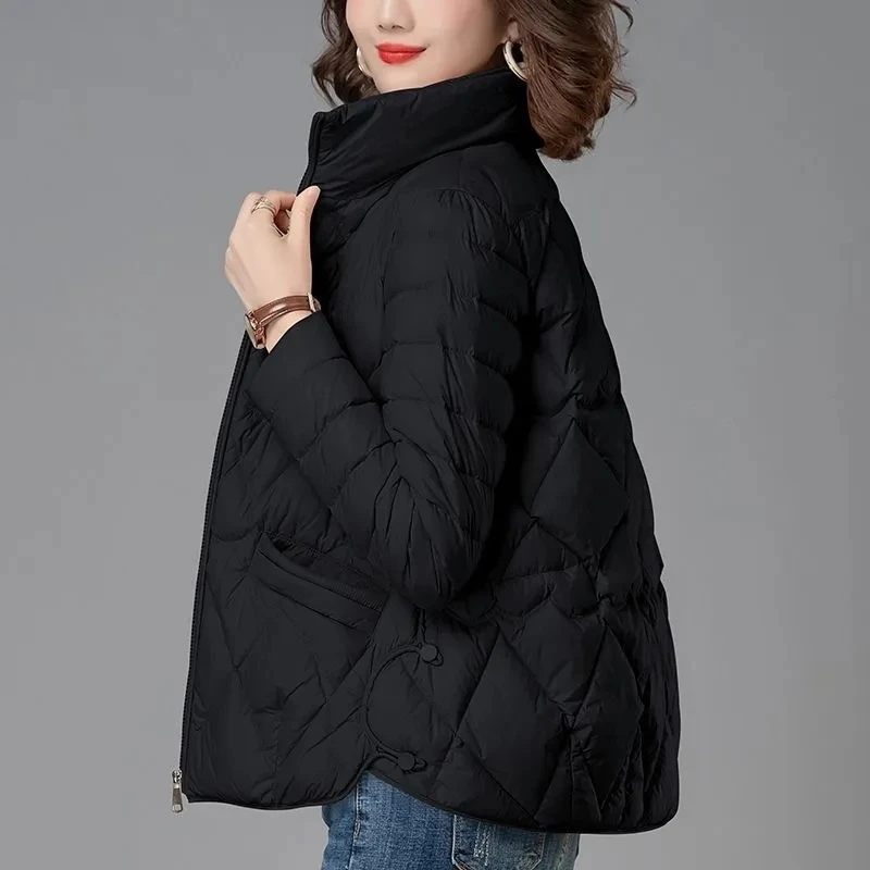 Chaqueta ligera de algodón para mujer, abrigos para otoño e invierno, nueva ropa para madre de mediana edad, Chaqueta corta de algodón, prendas de vestir exteriores para mujer 2023