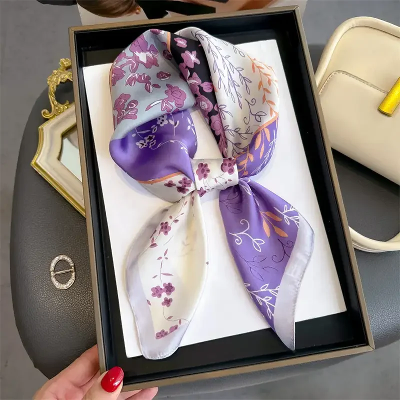 Ginkgoblatt-bedruckter Schal für Damen, neues Modell, emulierte Seide, Pflanzenbedruckte Schals, modische, vielseitige Kleidung, Taschenzubehör, Schal