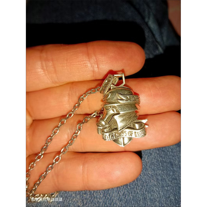 オリジナルニッチ絶妙なウォーハンマー40K周辺クリーグデスエンブレム絶妙なペンダント友人へのギフト