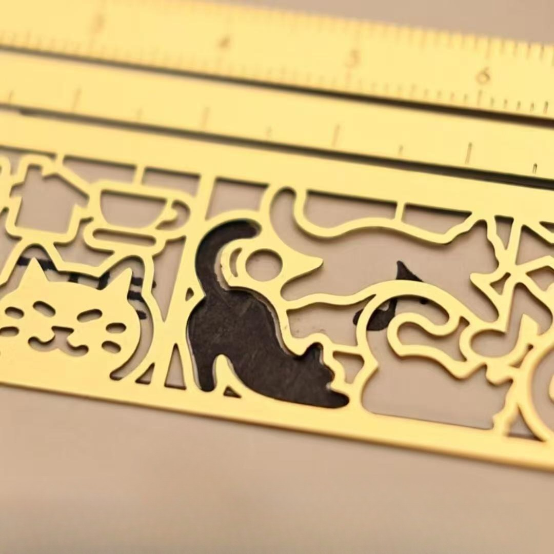 1pc Three-in-One Cat Lover Template Ruler - 20+ Cute Cat Designs Bookmark & Double-Sided Ruler, Perfect Gift for Diary, Planner
