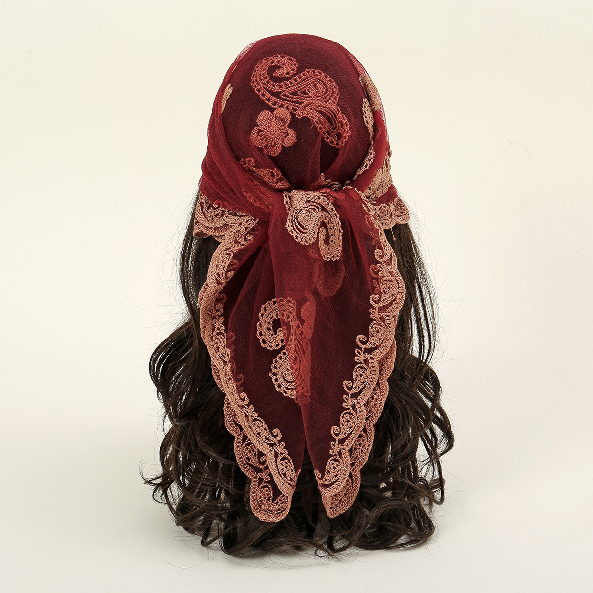 Кружевная бандана с вышивкой пейсли, квадратный шарф, элегантные дышащие шелковые шарфы, женские солнцезащитные кремы, легкая шаль, повязка на голову