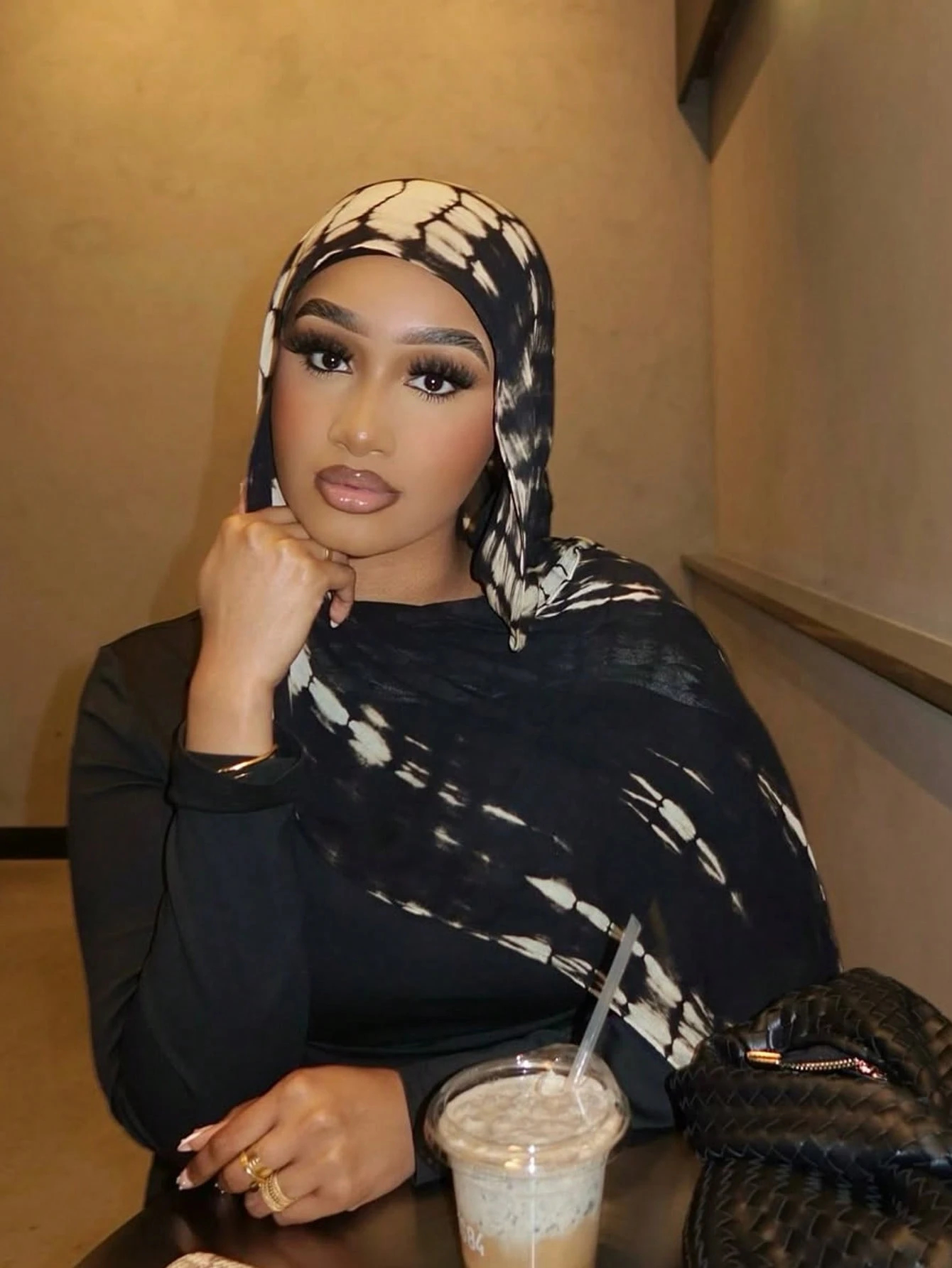 Neues Design, bedruckte Hijabs, Premium-Aquarell-Damen-Kopftuch, weicher Schal, geeignet für den täglichen Gebrauch, Abaya-Accessoires, Damenschleier