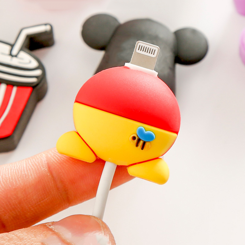 Protector de Cable de cargador de dibujos animados de Mickey de Disney Stitch para IPhone, cubierta de protección de cabeza de línea de datos Usb, accesorios DIY, regalos