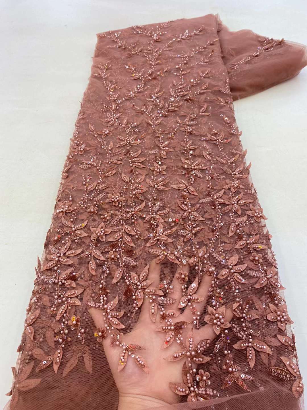 Luxury แอฟริกัน Heavy ลูกปัดสีขาวผ้าลูกไม้2023คุณภาพสูง5หลาไนจีเรียเพิร์ลปักตาข่ายวัสดุ Sequins XZ68