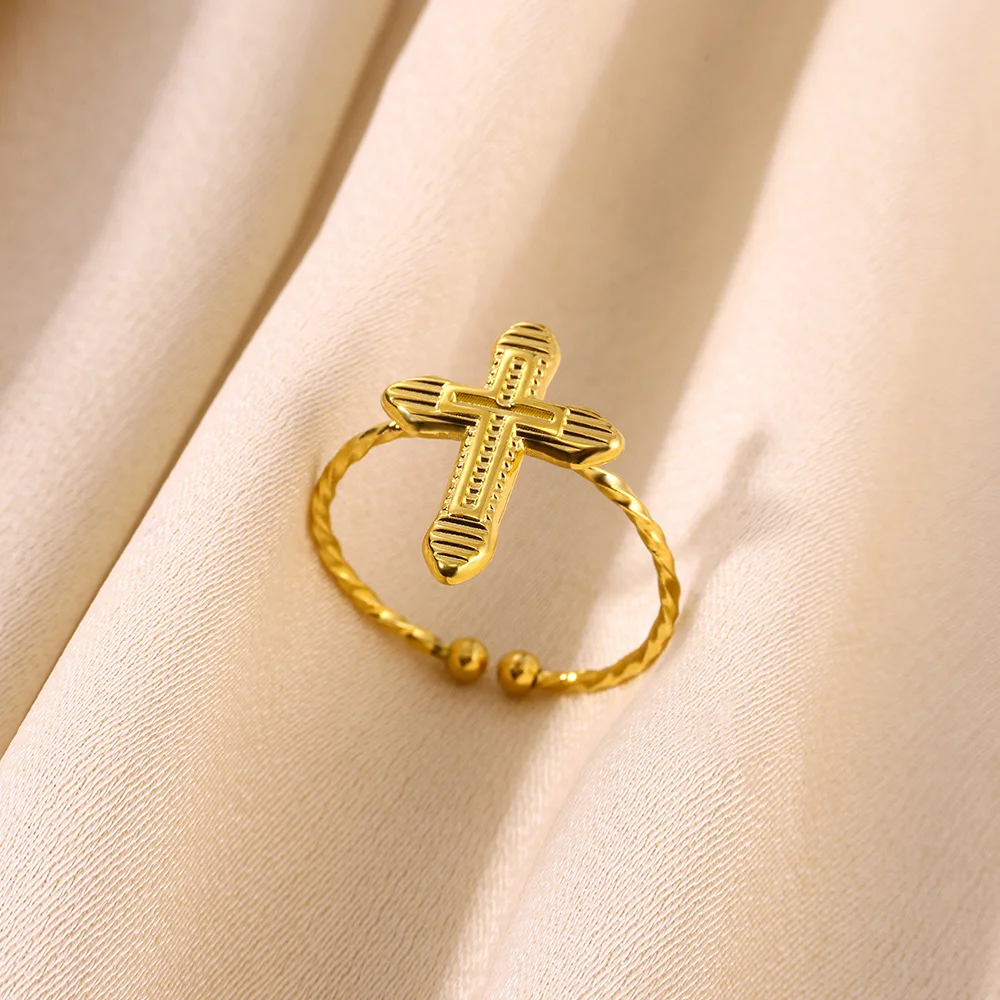 Anello esagerato in acciaio inossidabile con farfalla per le donne Cuore Fiore Geometria Anelli Festa di nozze Gioielli color oro Regali punk