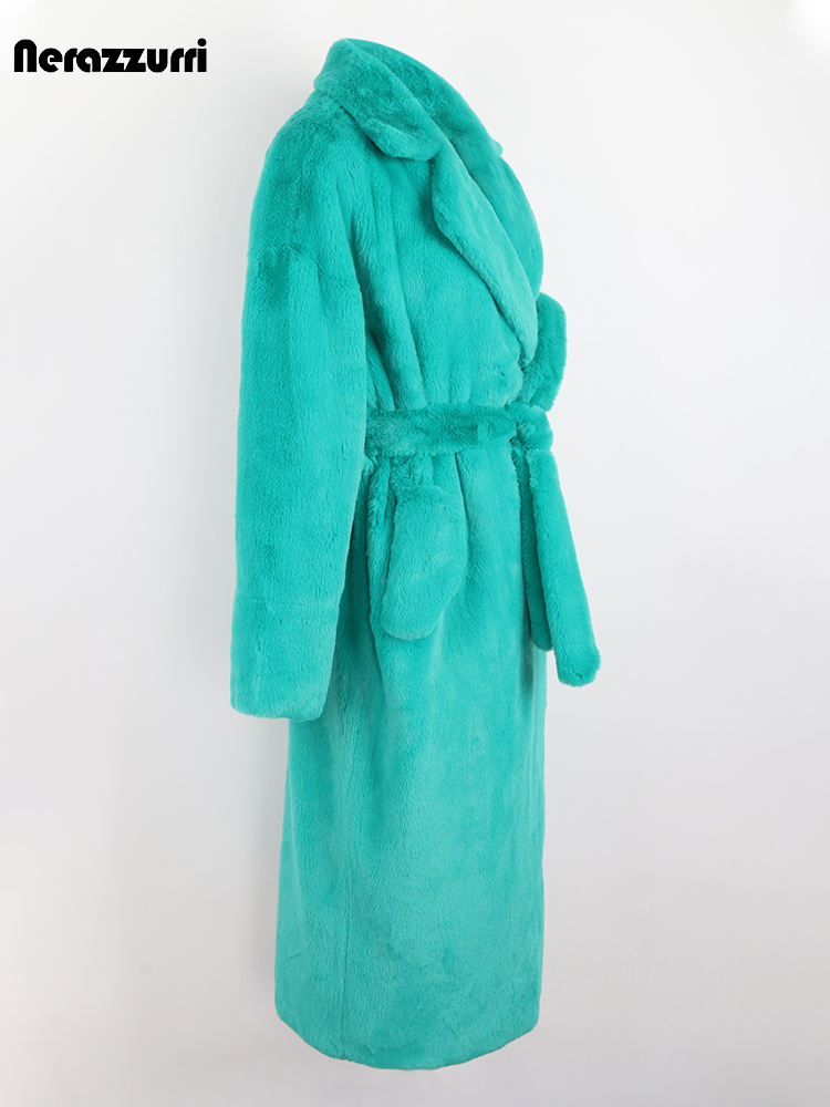Nerazzurri ฤดูหนาวสีม่วงสีดำสีเขียว Fluffy หนาอุ่น Faux Fur Coat Sashes ใหม่มาถึง2022 Furry Overcoat