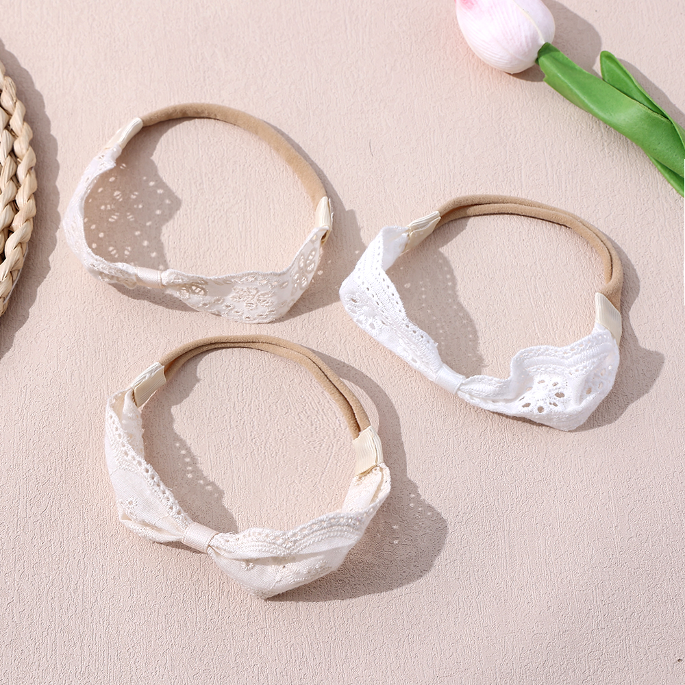 Модная повседневная детская повязка на голову с белым кружевным бантом, мягкая эластичная повязка для волос ручной работы для детей, повязки на голову, детские аксессуары для волос, подарки
