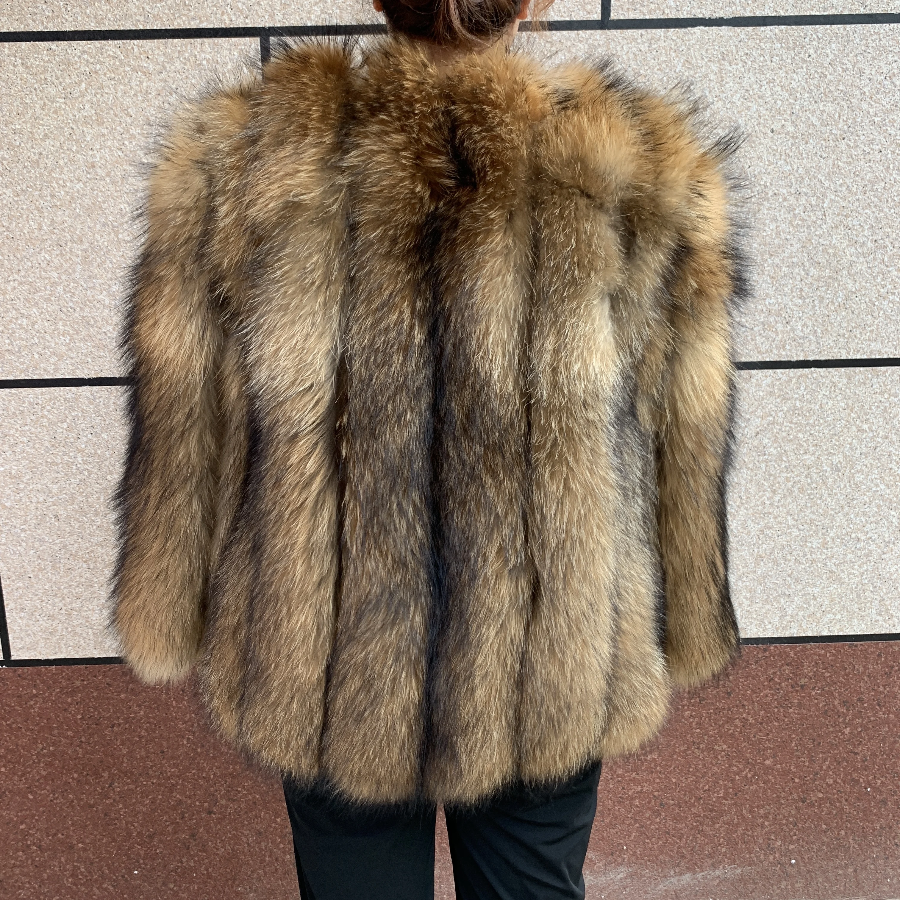 Nouveau style raton laveur vraie fourrure veste verticale manches verticales 100% manteau de fourrure véritable femmes hiver chaud veste de fourrure de renard verticale