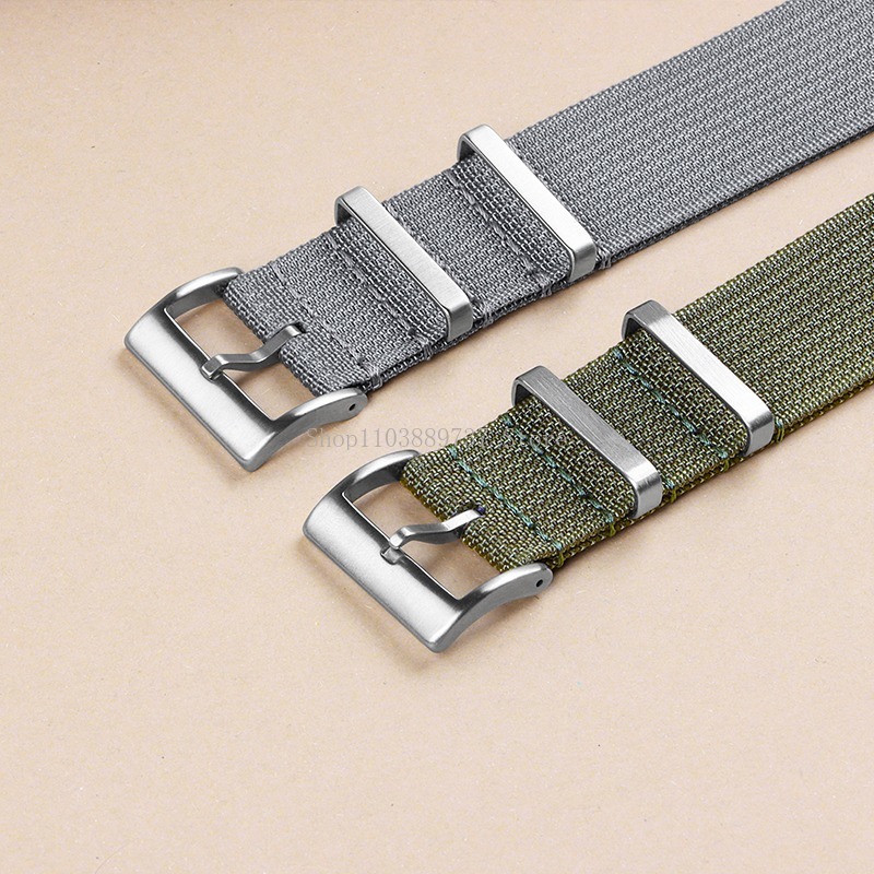 男性と女性のためのミリタリーリブストラップ、ユニバーサルナイロンウォッチバンド、スマートウォッチ交換ブレスレット、ファブリックスポーツリストベルト、18mm、22mm、20mm