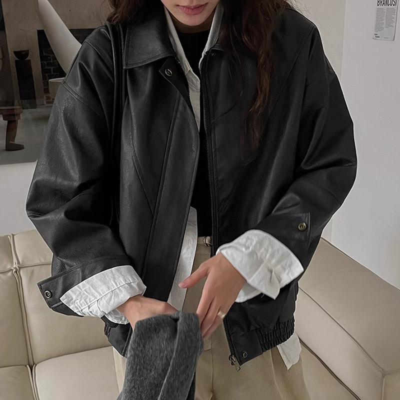 シックな秋ヴィンテージ様式化されたジッパー長袖 Pu レザージャケットオートバイ着用襟付きショートアウター女性のための