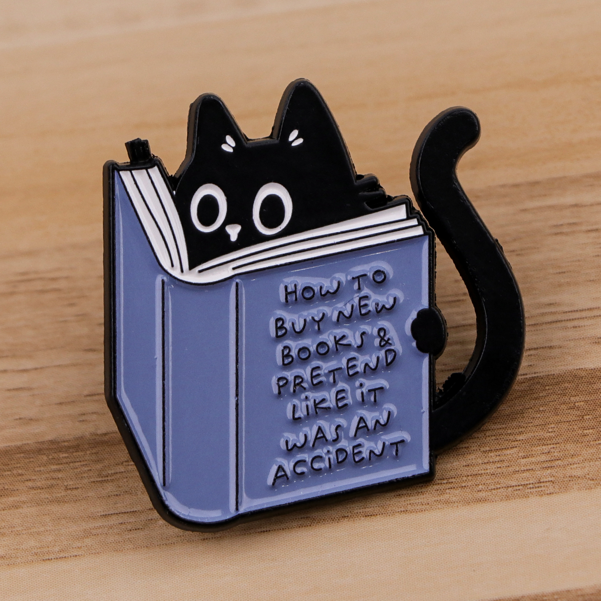 Broches de gatos negros bonitos, insignias de dibujos animados de Anime, broches para ropa, Pin esmaltado, insignias para mujer, accesorios de joyería, regalos para amigos