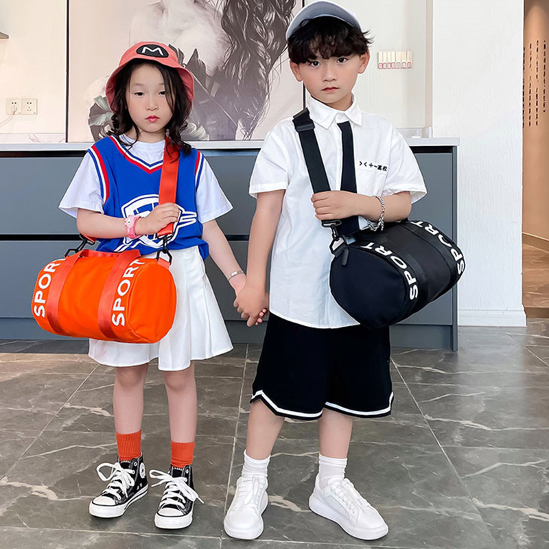 กระเป๋ากระเป๋าหิ้วเดินทางสำหรับเด็กสำหรับ Koper anak-anak สุดสัปดาห์กระเป๋าใส่เล่นกีฬาฟิตเนสกระเป๋าถือกลางแจ้งแบบดัฟเฟิลสำหรับใส่ว่ายน้ำ