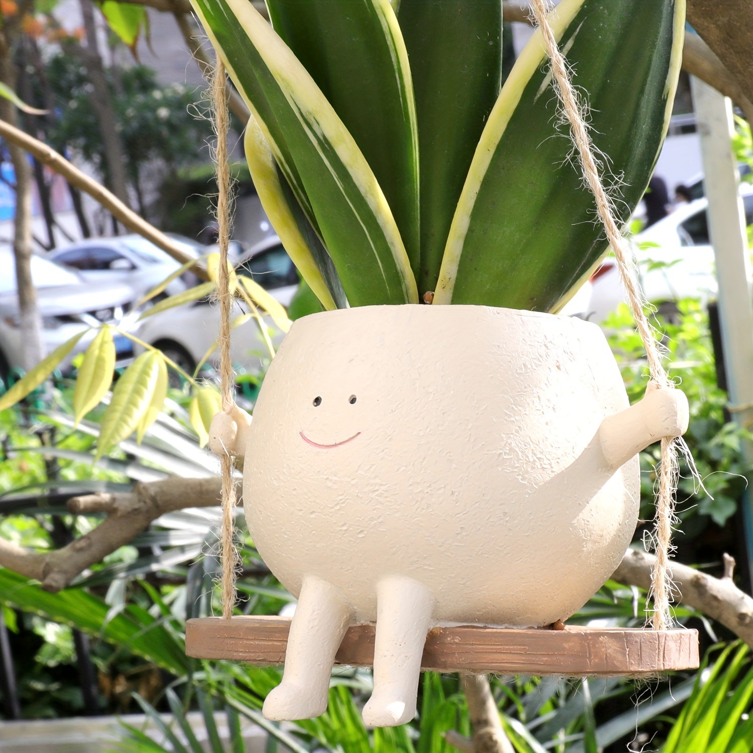 1 PC เรซิ่นแขวนหม้อ Rustic Succulent Plant ผู้ถือยิ้ม Face Design Swing ฐานสวนกลางแจ้งในร่มตกแต่งบ้าน