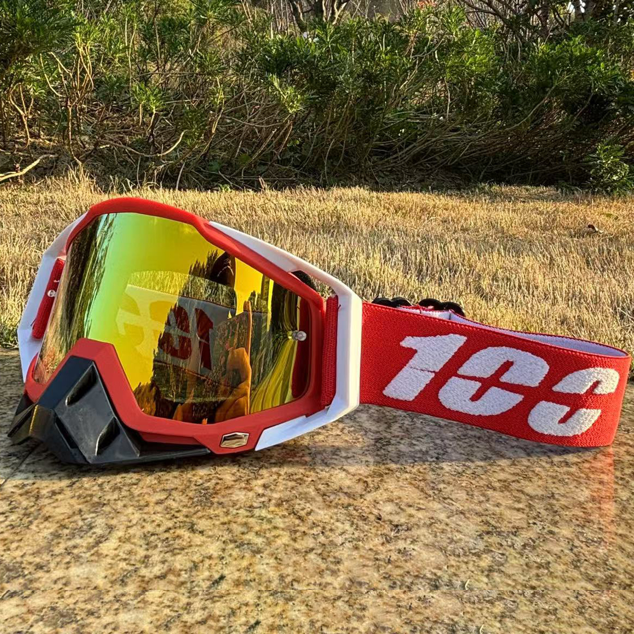 Hot 100 오토바이 안경 고글 모토크로스 고글 헬멧 MX 모토 먼지 자전거 ATV 스키 야외 스포츠 유리 스쿠터 Googles 마스크