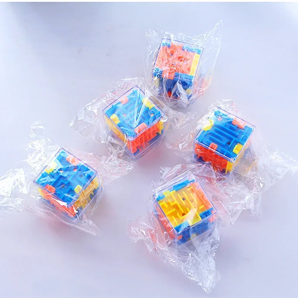 Labirinto 3D Cubo magico Puzzle trasparente a sei facce Cubo di velocità Palla rotolante Cubi magici Labirinto Giocattoli per bambini Giocattoli antistress