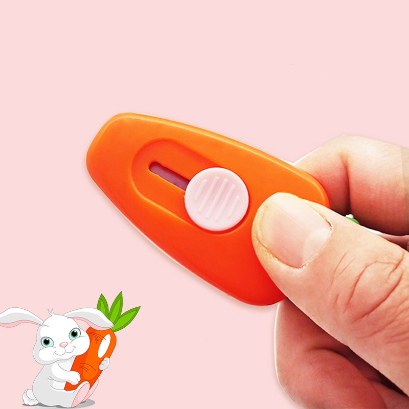 3 Stück niedlicher Mini-Cartoon Karotte Utility Box Cutter Brieföffner Kunst Papier Cutter Kawaii Schreibwaren Messer
