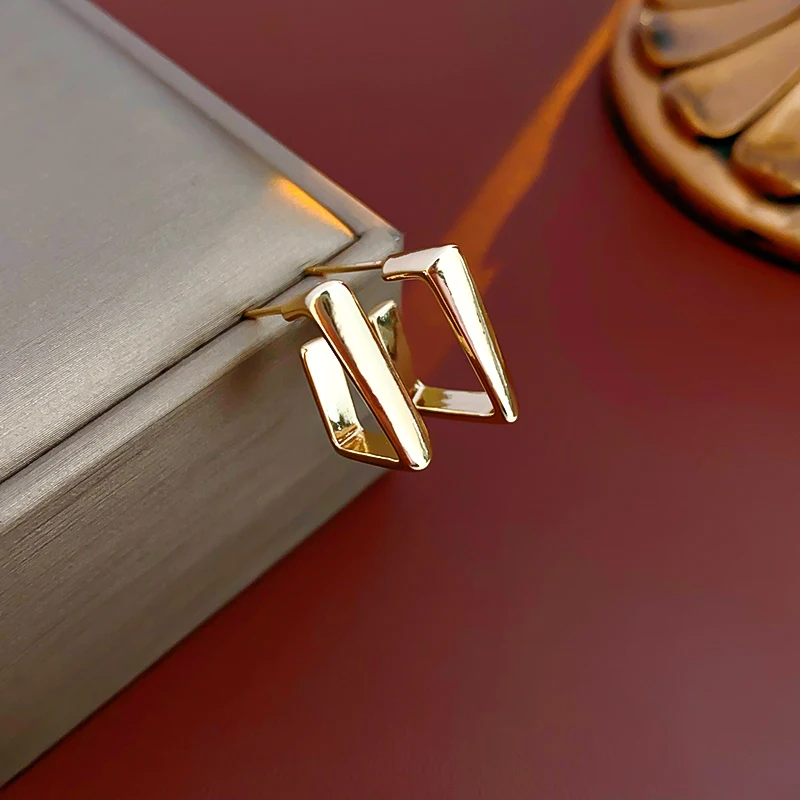 Geometric Square Dangle Earrings for Women Retro Gold Silver Color Stud Earring Classic Simple Fashion Opening Ear Accessories