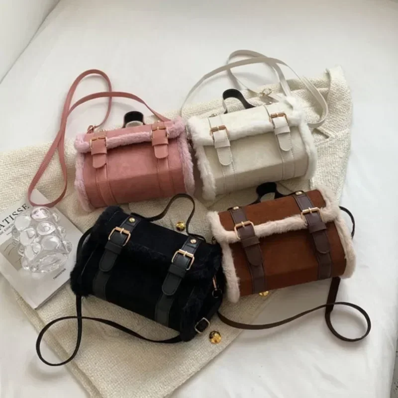Nuevos bolsos cruzados empalmados de lana de cordero para mujer, bolso de hombro a la moda de invierno, bolso cuadrado pequeño para mujer, bolso de estilo coreano de tendencia