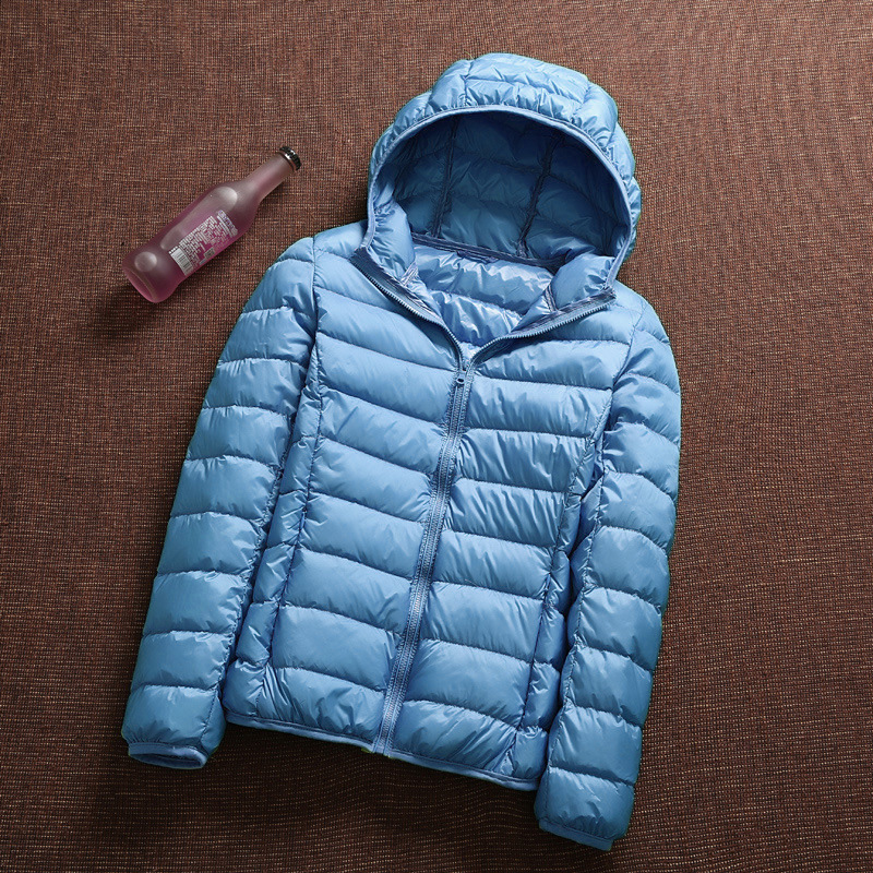 8XL Vrouwen Witte Eend Donsjacks 6XL 5XL Vrouwelijke Ultra Lichte Eendendons Jassen Herfst Winter Warme Capuchon Wandelen Uitloper Draagbare