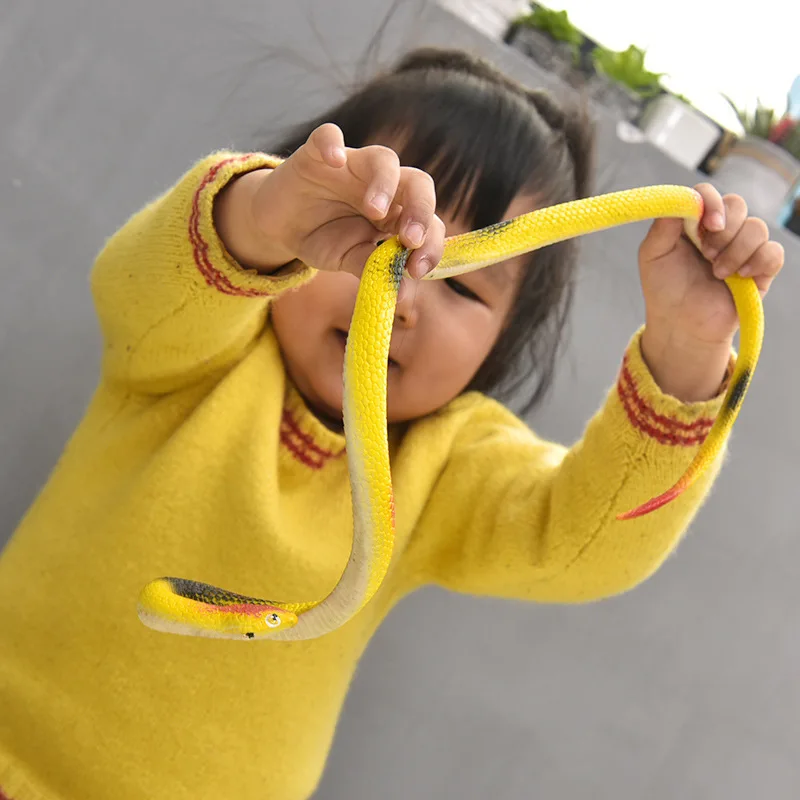 2PCS Simulated Snake Prank Trick Toys Halloween Practical Joke Gadget Props Decoration Fun Scary Tricky Toy Soft Rubber Gift