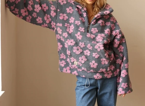 Damestop herfst winter 2025, nieuwe mode imitatie lamswol bedrukte losse rits hoodie met lange mouwen voor dames