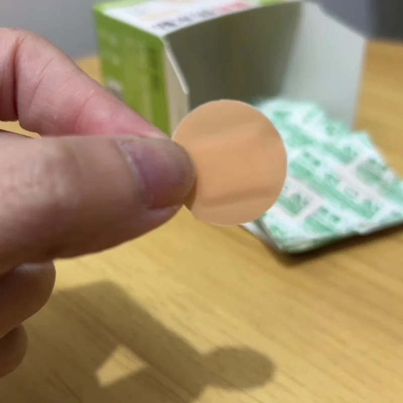 子供用の使い捨てミニ丸ステッカー,医療用包帯ステッカー,石膏,100個