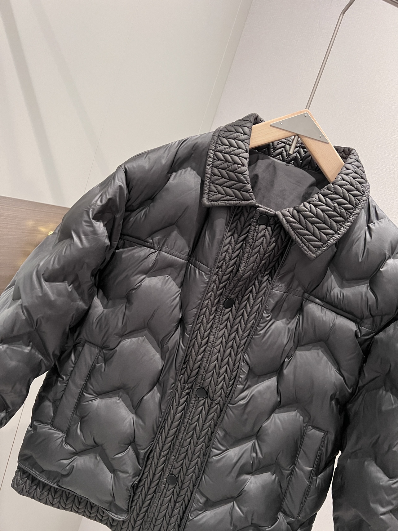 Jaqueta de Inverno Masculina de Aodão com Gola Alta, Estilo Casual com Detalhes em Splicing, Aumentada para Uso Diário, Aju...