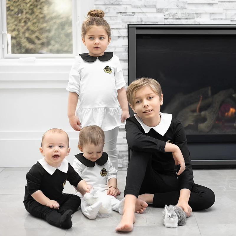 Ali Plus SS25 Shabbos pijama branco e preto meninas meninos bebê criança lounge robe com coroa vermelha bordada