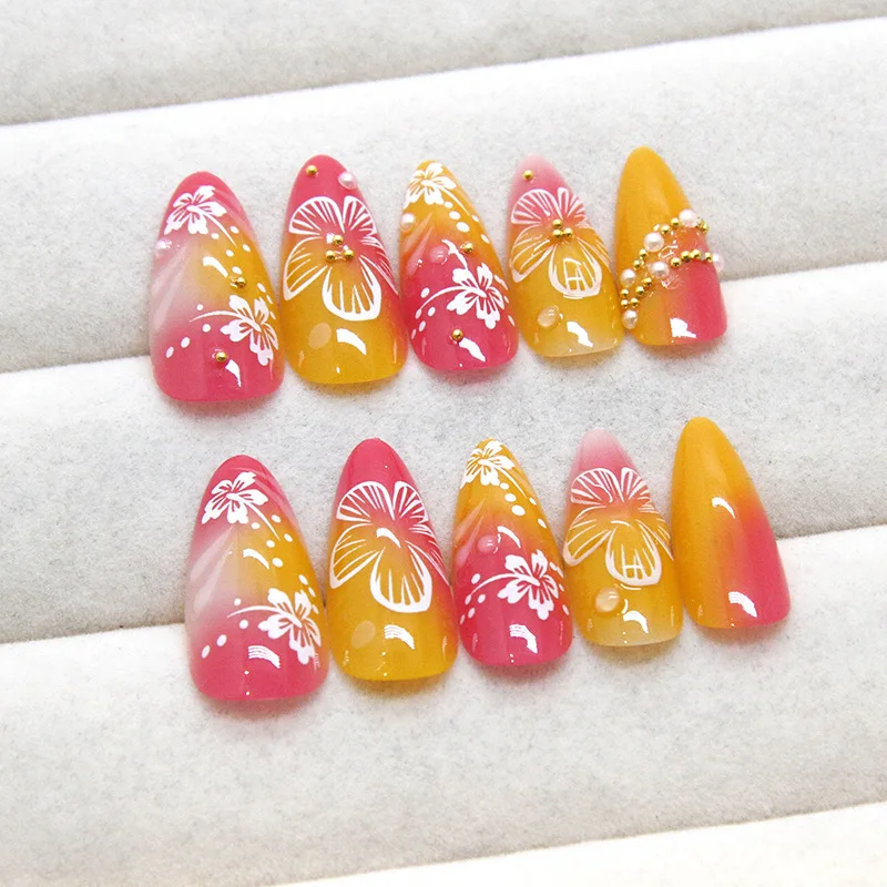 24 Uds. Puntas de uñas postizas de flores blancas Ins amarillo rosa rubor uñas postizas cubierta completa usable prensa en forma de almendra europea en las uñas