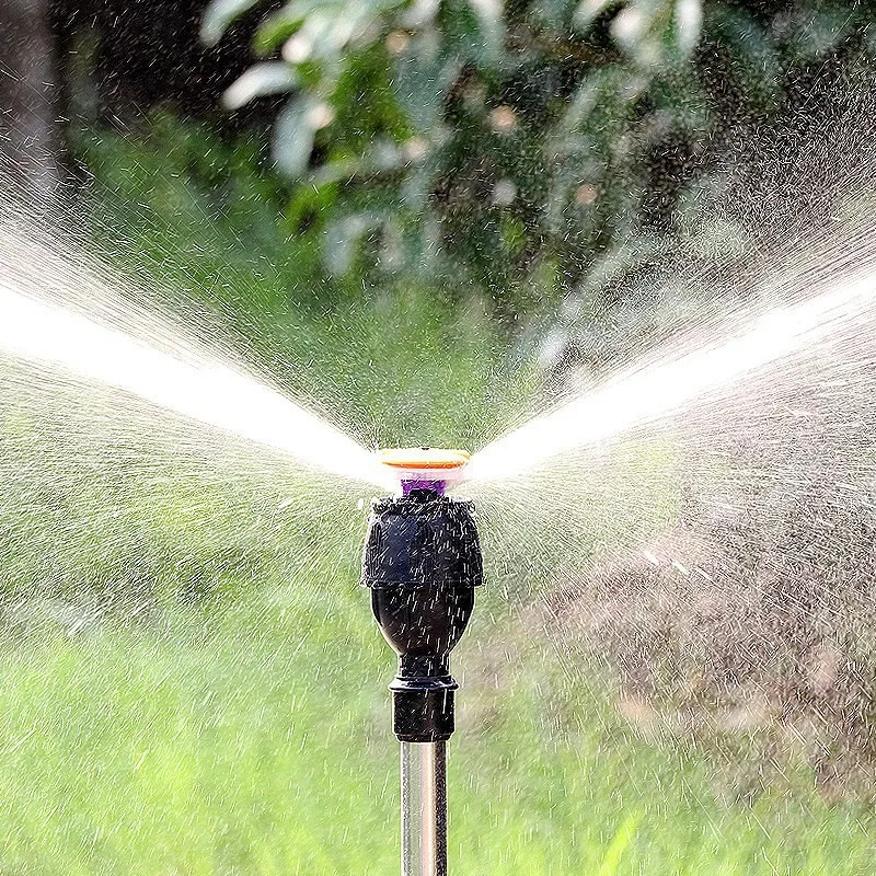 Irrigatore rotante automatico da giardino a 360 gradi Set treppiede in acciaio inossidabile Supporto per irrigazione Strumento per irrigazione per prato da giardino a getto d'acqua
