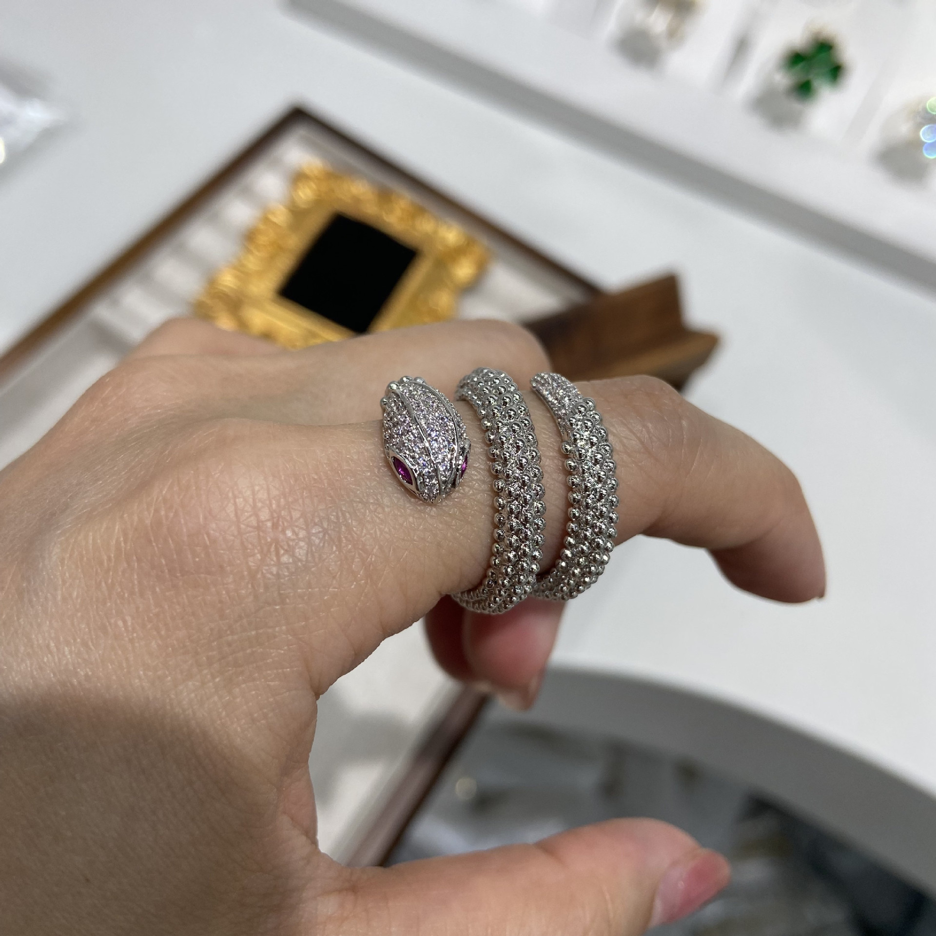 Cincin Jari Wanita Zirkon Serpentine Premium 2025