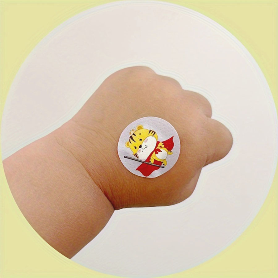 Cerotto rotondo per cerotto per cartoni animati da 120 pezzi per bambini, cerotto per fori per iniezione di vaccini per bambini, cerotto per ferite Kawaii Benda adesiva