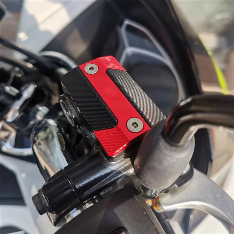 オートバイCNCフロントブレーキリザーバー、流体タンクカバー、オイルカップキャップ、ヤマハfz8、fazer 2010-2014、fz1、fazer 2006-2015、fz6 fazer