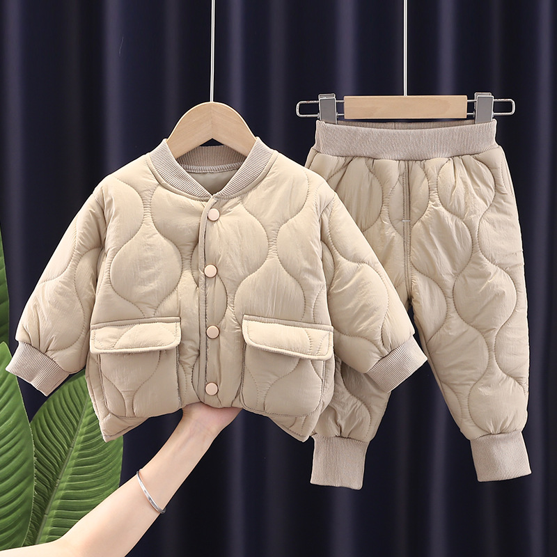 Conjuntos de ropa de invierno para niños de 1, 2, 3, 4 y 5 años, abrigo y pantalones cálidos de moda con alfabeto, trajes de 2 piezas, regalos de cumpleaños