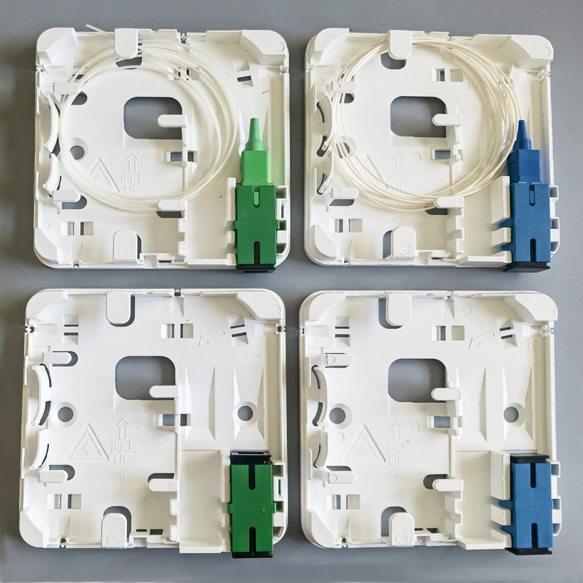 2120-T-1 Fiber Optic Access Frontplate Box SC mit Fiber Pigtail und Adapter Elektrischer Anschlussdose Wandmontiertes Verkabelungsgehäuse