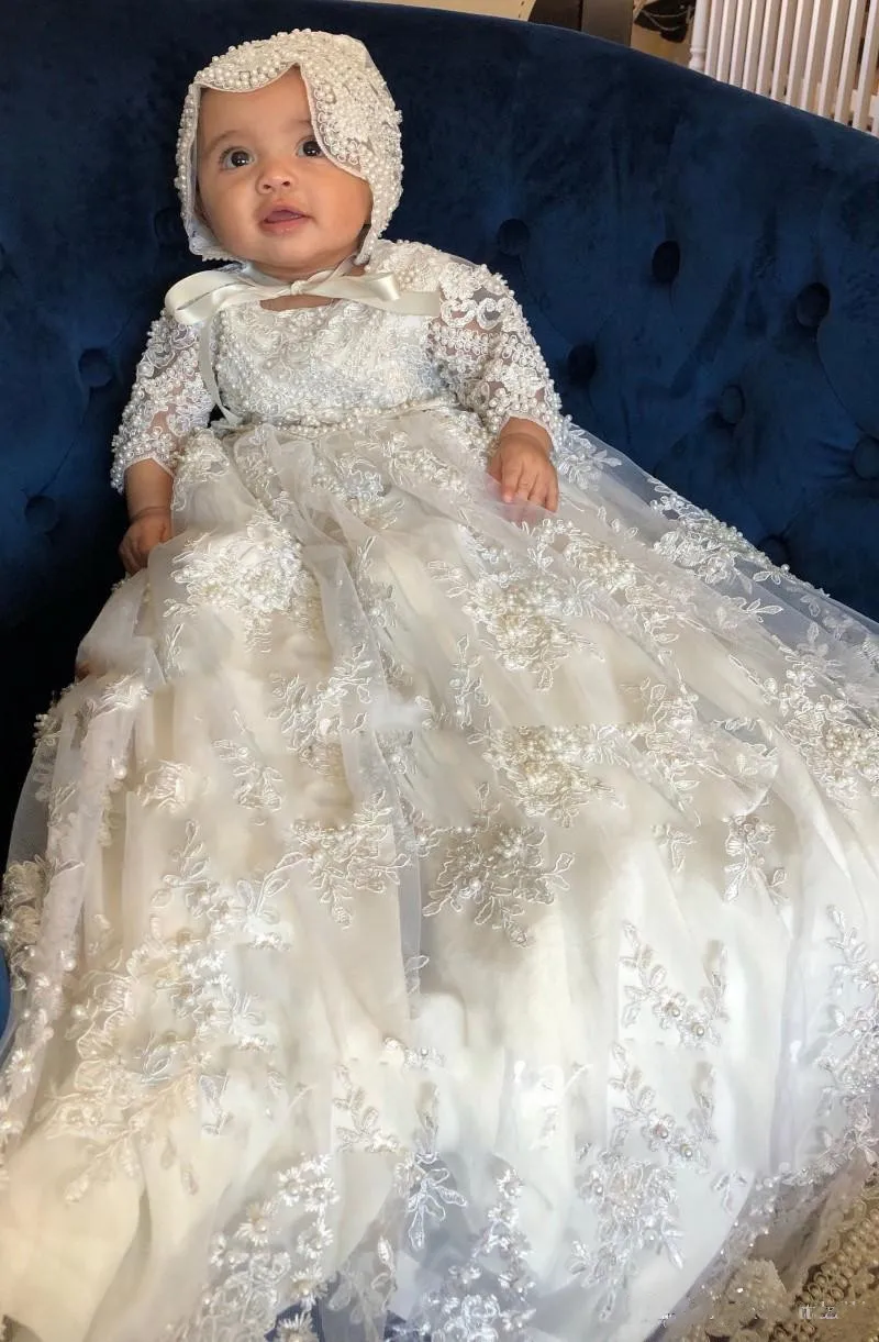 ที่กําหนดเองเด็กทารกหญิง Christening Gowns ลูกไม้ Applique Baptism ชุดคุณภาพสูง 3 m-24 m ดอกไม้สาว Baptism