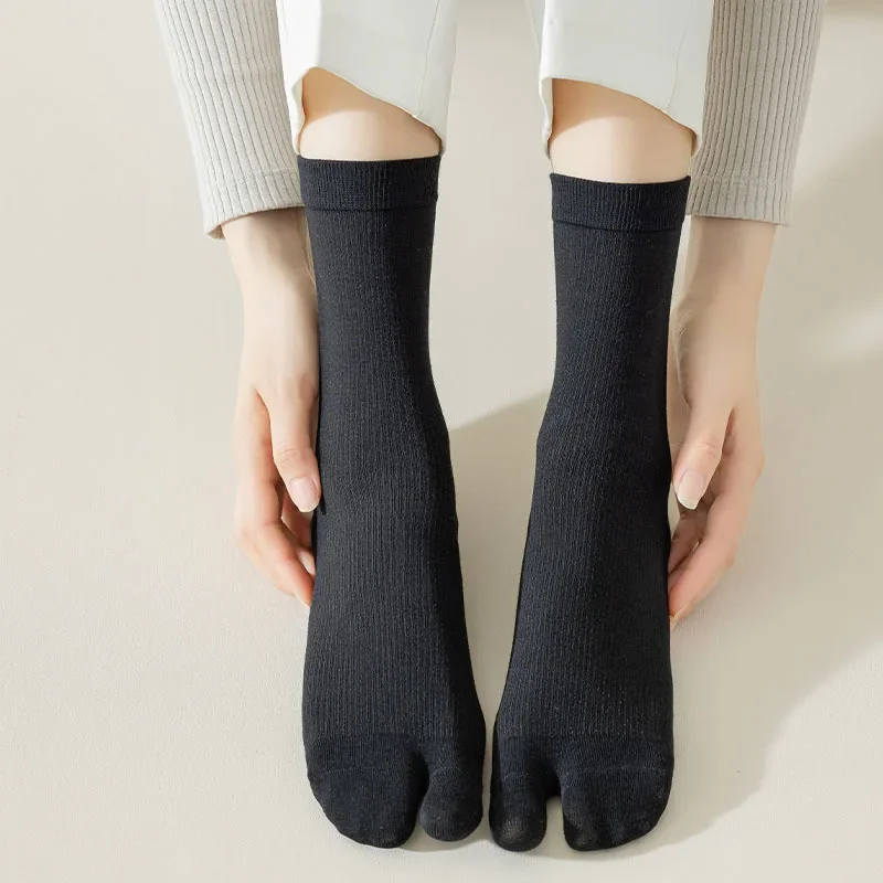 Calcetines de fibra para hombre y mujer, calcetín de dos dedos, estilo japonés, sandalias, chanclas, Kimono, Verano