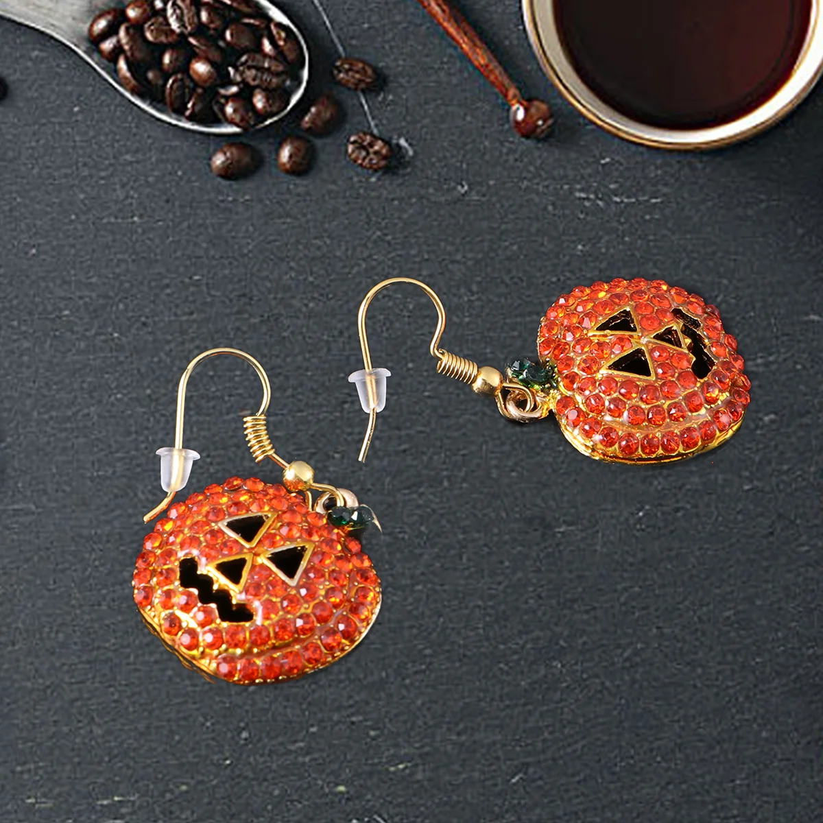 Anting Halloween Labu Merah Anting Kristal Hipoalergenik Wajah Tersenyum untuk Wanita Anak Perempuan Anting Hadiah Kencan Pesta