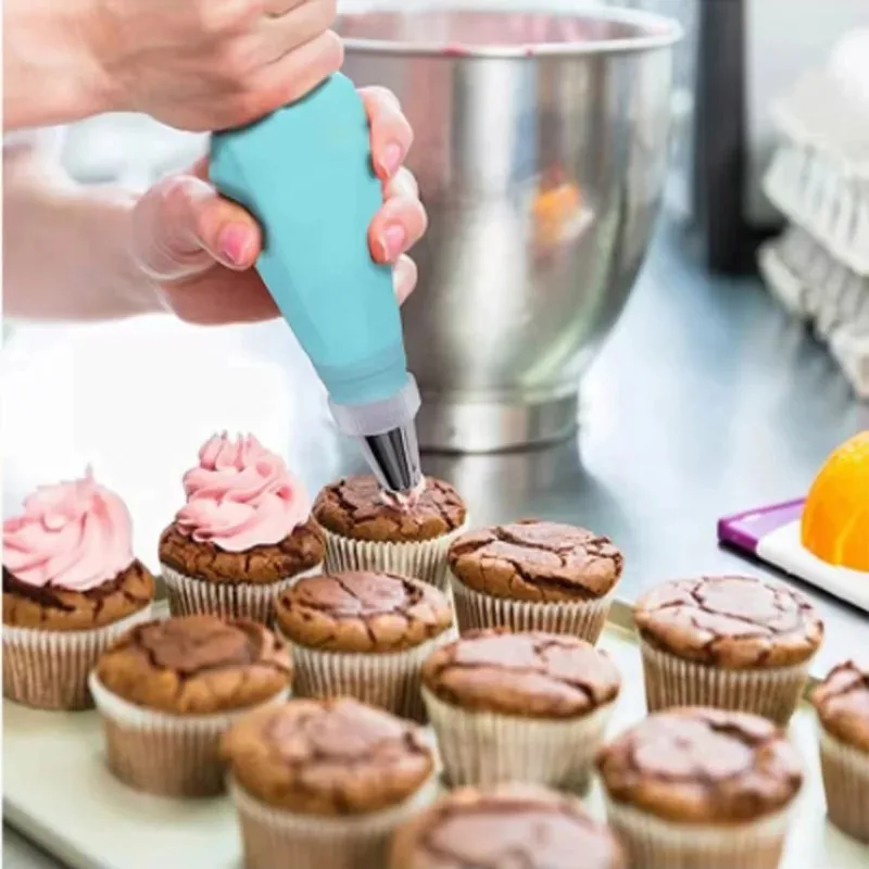 Silicone Piping Tip Set Cake Frosting Tips Stainless Steel Nozzles Spatula  DIY Baking Tools Accessory