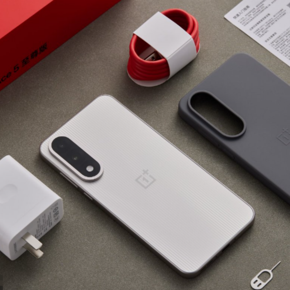 Китайская версия разблокированная OnePlus Ace 5 Ultra 6,83 дюйма AMOLED MTK Dimensity9400+ 50MP 6700 мАч 100 Вт SuperVOOC NFC OTA Ace5 Ultra