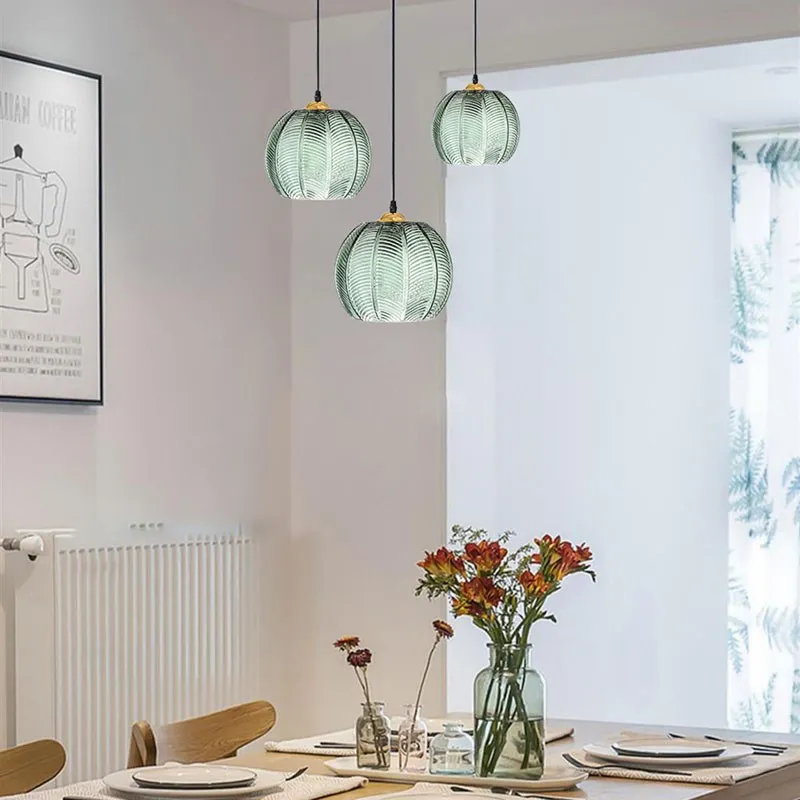 Nordic แก้วจี้แสงสีเขียว Leaf รูปแบบสําหรับห้องนั่งเล่นห้องรับประทานอาหารโรงแรมห้องนอนห้องนอนตกแต่งในร่ม FIXTURE