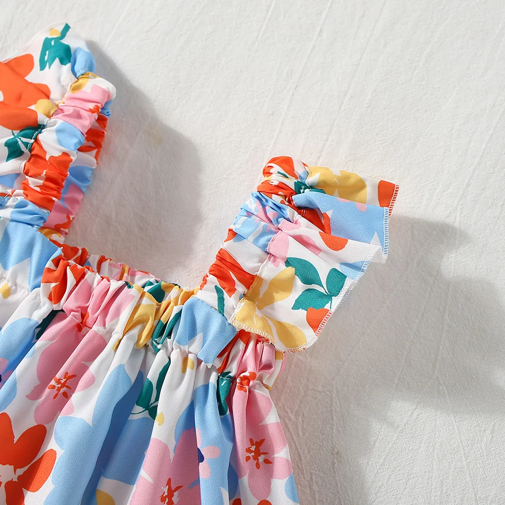 Nuovo set estivo per bambina con fiori colorati, set in due pezzi per neonato in stile campagna, vestiti senza maniche per bambini