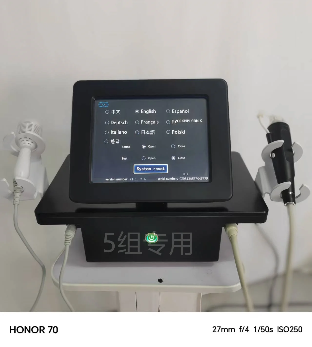 Beauty Salon Use Rf Microneedling Machine Anti-wrinkle/microneedle Rf Fractional microne Needle Machine Portable Desktop