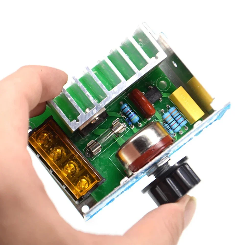 4000W AC 220V High Power Thyristor Electronic Voltage Regulator Controller with Fuse Case Temperature Regulating Module