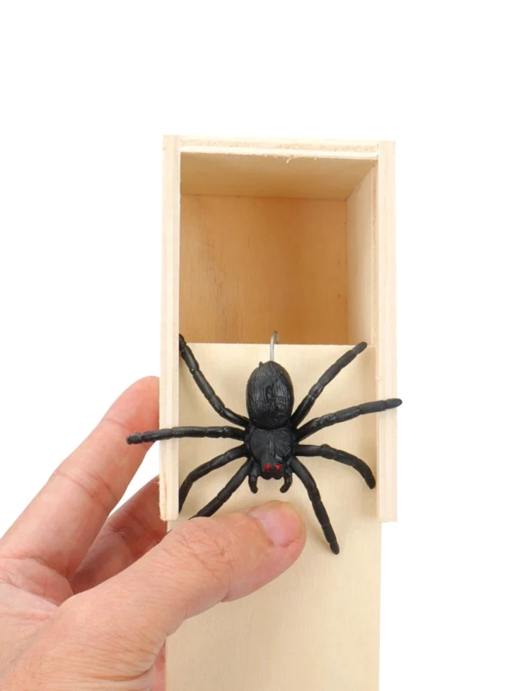 1PCS Trucco Ragno Divertente Scatola di Spaventa Scatola di Legno Scatola Nascosta Scherzo di Qualità Scatola di Spaventa in Legno Gioco Divertimento Scherzo Trucco Amico Ufficio Giocattoli